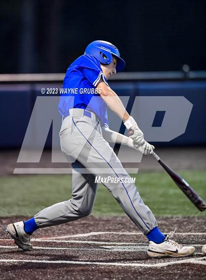 Thumbnail 2 in Lindale vs. Pleasant Grove (UIL 4A Regional Quarterfinal) photogallery.