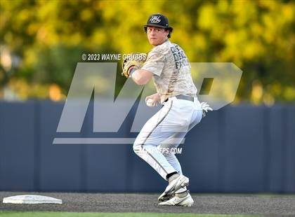 Thumbnail 2 in Lindale vs. Pleasant Grove (UIL 4A Regional Quarterfinal) photogallery.