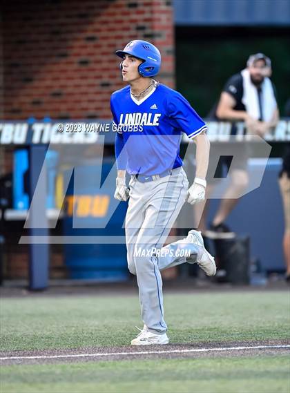 Thumbnail 1 in Lindale vs. Pleasant Grove (UIL 4A Regional Quarterfinal) photogallery.