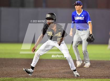 Thumbnail 1 in Lindale vs. Pleasant Grove (UIL 4A Regional Quarterfinal) photogallery.