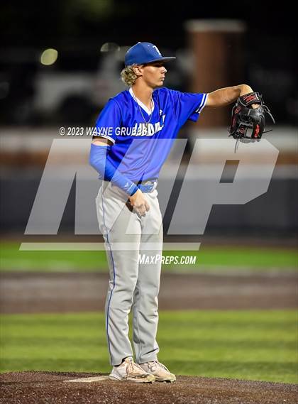 Thumbnail 3 in Lindale vs. Pleasant Grove (UIL 4A Regional Quarterfinal) photogallery.