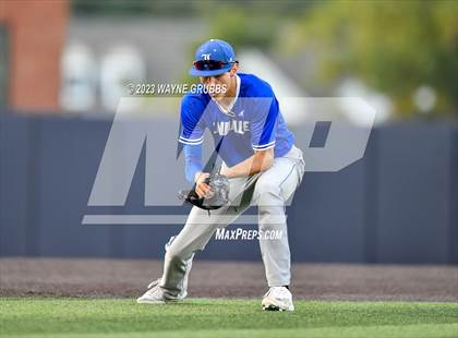 Thumbnail 1 in Lindale vs. Pleasant Grove (UIL 4A Regional Quarterfinal) photogallery.