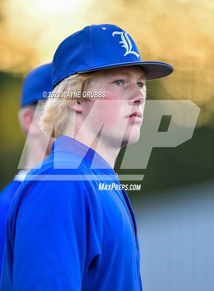 Thumbnail 2 in Lindale vs. Pleasant Grove (UIL 4A Regional Quarterfinal) photogallery.