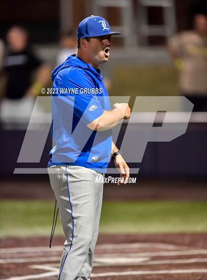 Thumbnail 1 in Lindale vs. Pleasant Grove (UIL 4A Regional Quarterfinal) photogallery.