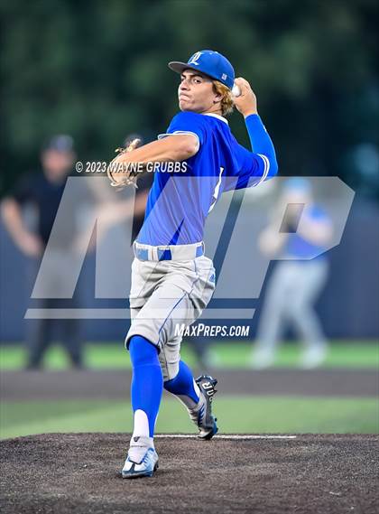 Thumbnail 2 in Lindale vs. Pleasant Grove (UIL 4A Regional Quarterfinal) photogallery.