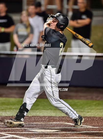 Thumbnail 3 in Lindale vs. Pleasant Grove (UIL 4A Regional Quarterfinal) photogallery.