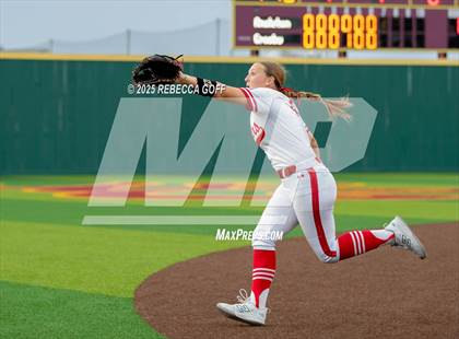 Thumbnail 2 in Crosby vs. Angleton (UIL 5A D1 Softball Area)  photogallery.