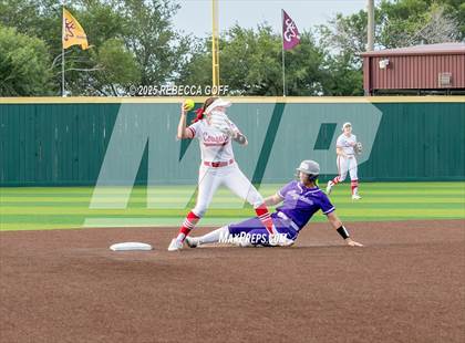 Thumbnail 2 in Crosby vs. Angleton (UIL 5A D1 Softball Area)  photogallery.