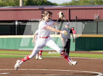 Thumbnail 3 in Crosby vs. Angleton (UIL 5A D1 Softball Area)  photogallery.