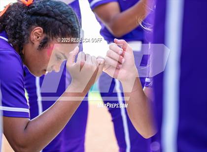 Thumbnail 2 in Crosby vs. Angleton (UIL 5A D1 Softball Area)  photogallery.