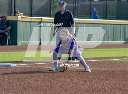 Thumbnail 2 in Crosby vs. Angleton (UIL 5A D1 Softball Area)  photogallery.