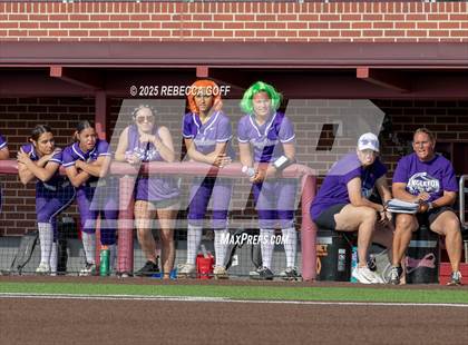 Thumbnail 3 in Crosby vs. Angleton (UIL 5A D1 Softball Area)  photogallery.