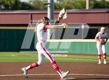 Thumbnail 2 in Crosby vs. Angleton (UIL 5A D1 Softball Area)  photogallery.