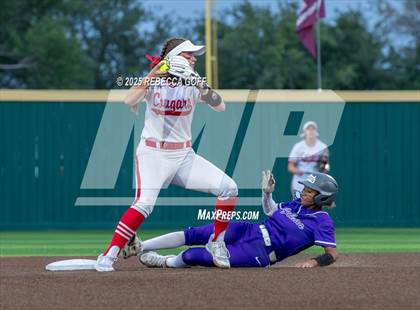 Thumbnail 2 in Crosby vs. Angleton (UIL 5A D1 Softball Area)  photogallery.