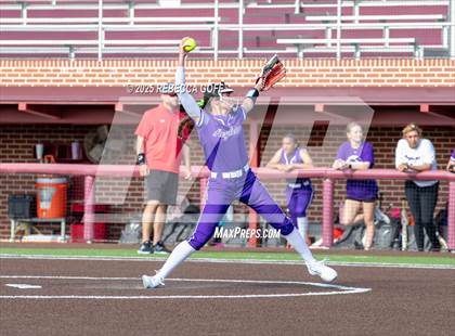 Thumbnail 3 in Crosby vs. Angleton (UIL 5A D1 Softball Area)  photogallery.