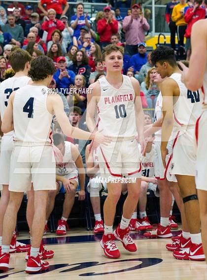 Thumbnail 3 in Terre Haute North Vigo vs. Plainfield (IHSAA 4A Sectional) photogallery.