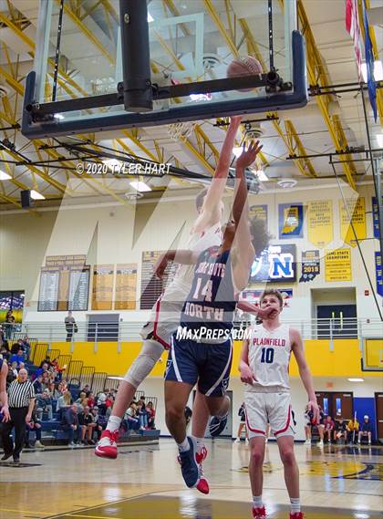 Thumbnail 2 in Terre Haute North Vigo vs. Plainfield (IHSAA 4A Sectional) photogallery.
