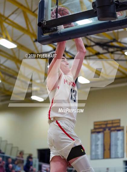 Thumbnail 2 in Terre Haute North Vigo vs. Plainfield (IHSAA 4A Sectional) photogallery.