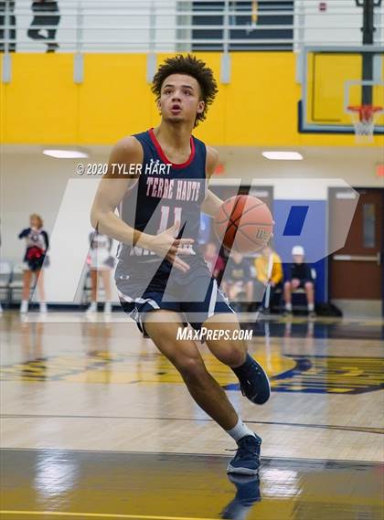 Thumbnail 1 in Terre Haute North Vigo vs. Plainfield (IHSAA 4A Sectional) photogallery.