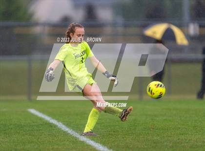 Thumbnail 1 in Noblesville vs Hamilton Southeastern (IHSAA Sectional 8 semi-final playoff) photogallery.