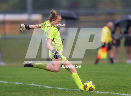 Thumbnail 2 in Noblesville vs Hamilton Southeastern (IHSAA Sectional 8 semi-final playoff) photogallery.
