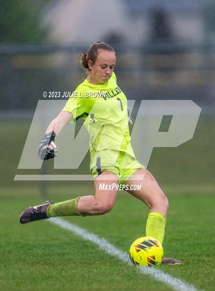 Thumbnail 2 in Noblesville vs Hamilton Southeastern (IHSAA Sectional 8 semi-final playoff) photogallery.