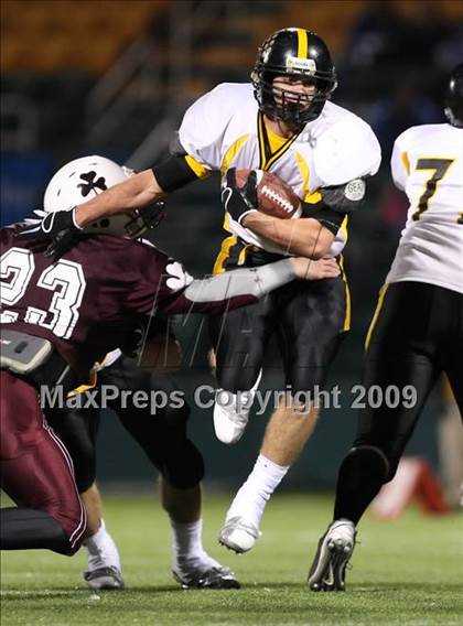 Thumbnail 3 in McQuaid vs. Aquinas (Section 5 Class A Final) photogallery.