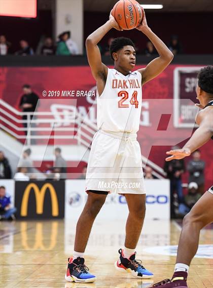 Thumbnail 3 in IMG Academy vs. Oak Hill Academy (Spalding Hoophall Classic) photogallery.