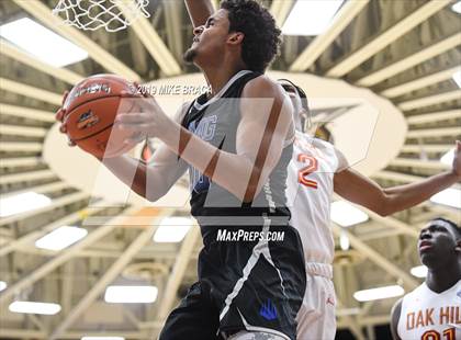 Thumbnail 2 in IMG Academy vs. Oak Hill Academy (Spalding Hoophall Classic) photogallery.
