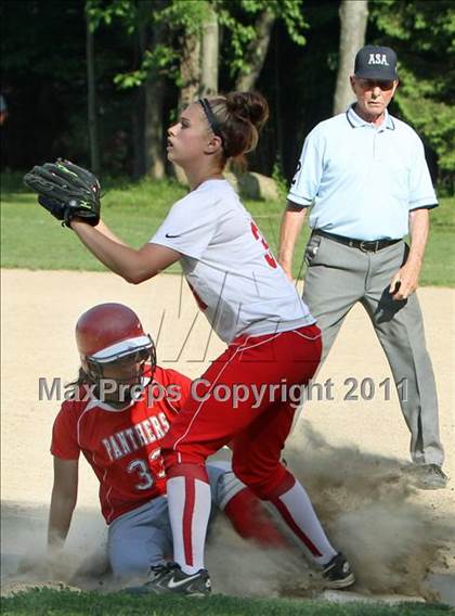 Thumbnail 1 in Pomperaug @ Norwich Free Academy (CIAC Class LL 1st Round) photogallery.