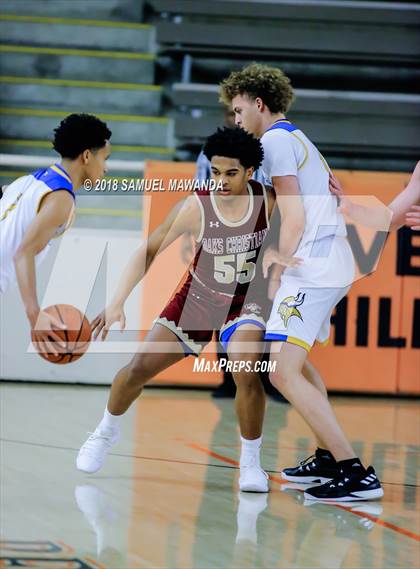Thumbnail 1 in Oaks Christian vs Westlake photogallery.