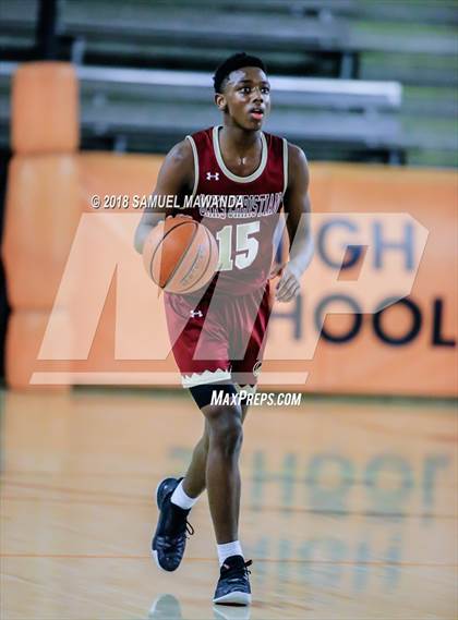 Thumbnail 2 in Oaks Christian vs Westlake photogallery.