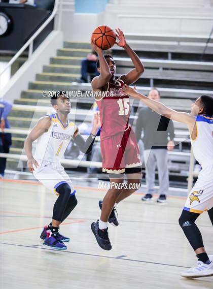 Thumbnail 2 in Oaks Christian vs Westlake photogallery.