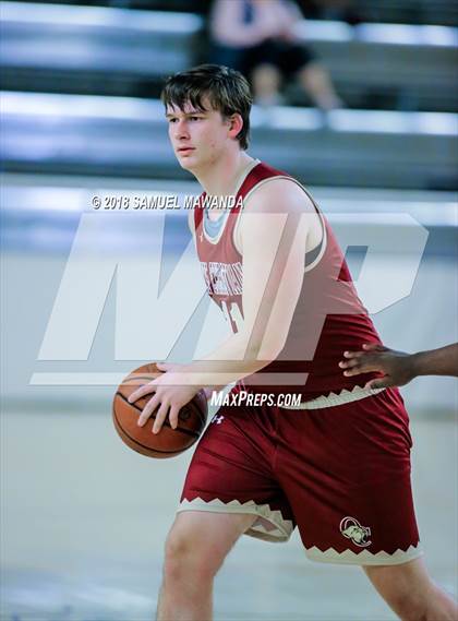 Thumbnail 2 in Oaks Christian vs Westlake photogallery.