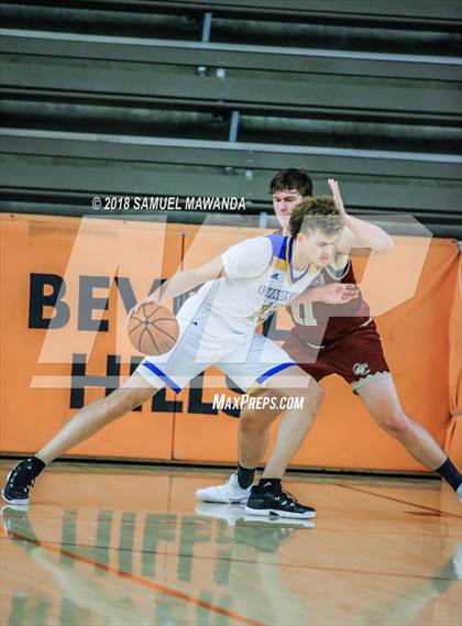 Thumbnail 1 in Oaks Christian vs Westlake photogallery.