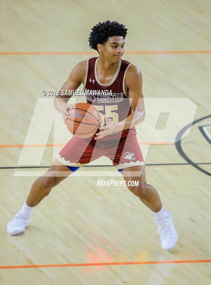 Thumbnail 3 in Oaks Christian vs Westlake photogallery.