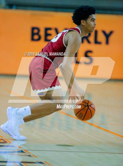 Thumbnail 1 in Oaks Christian vs Westlake photogallery.