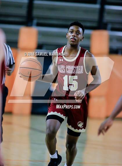 Thumbnail 3 in Oaks Christian vs Westlake photogallery.