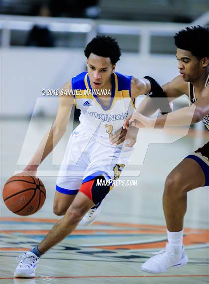 Thumbnail 1 in Oaks Christian vs Westlake photogallery.