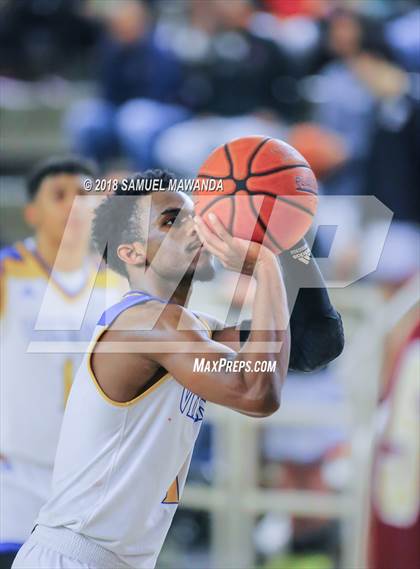 Thumbnail 1 in Oaks Christian vs Westlake photogallery.