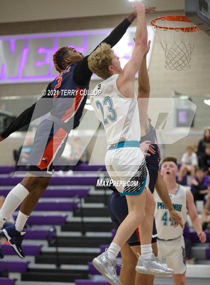 Thumbnail 2 in Kimball vs. Farmington (Lehi Holiday Hoopfest) photogallery.
