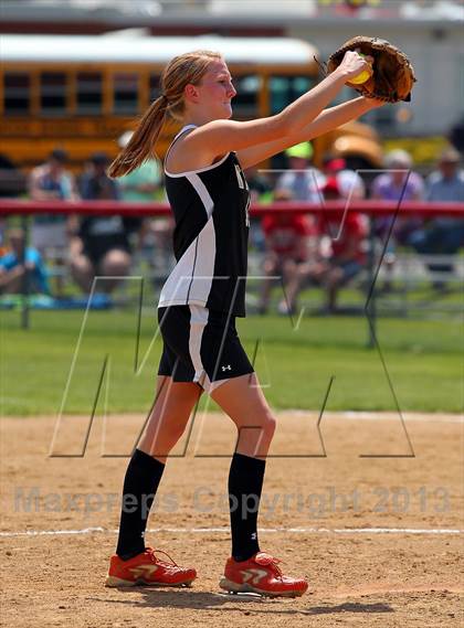 Thumbnail 3 in Curwensville vs Redbank Valley (PIAA District IX Class AA Final) photogallery.