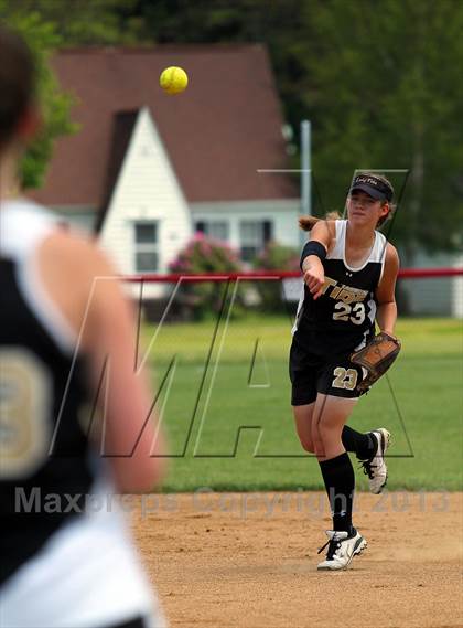 Thumbnail 1 in Curwensville vs Redbank Valley (PIAA District IX Class AA Final) photogallery.