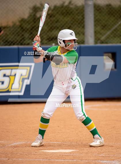 Thumbnail 3 in Holtville vs. Calexico (CIF SDS Division 4 Finals) photogallery.