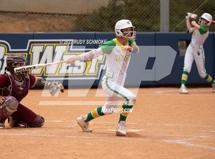Thumbnail 3 in Holtville vs. Calexico (CIF SDS Division 4 Finals) photogallery.