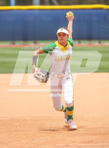 Thumbnail 2 in Holtville vs. Calexico (CIF SDS Division 4 Finals) photogallery.