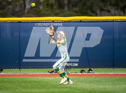 Thumbnail 2 in Holtville vs. Calexico (CIF SDS Division 4 Finals) photogallery.
