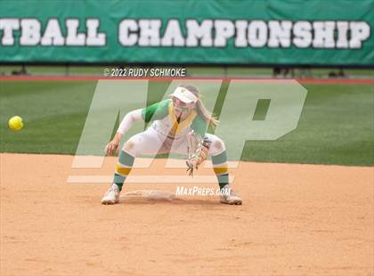 Thumbnail 3 in Holtville vs. Calexico (CIF SDS Division 4 Finals) photogallery.