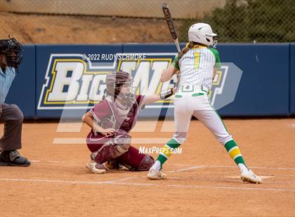 Thumbnail 2 in Holtville vs. Calexico (CIF SDS Division 4 Finals) photogallery.