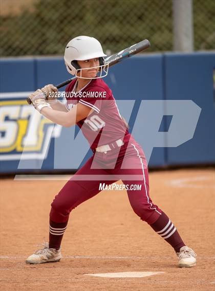 Thumbnail 2 in Holtville vs. Calexico (CIF SDS Division 4 Finals) photogallery.